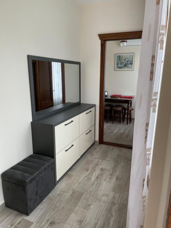 Temo Guest House 10 巴统 外观 照片